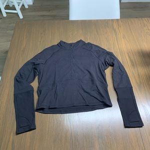 Lululemon cropped pullover